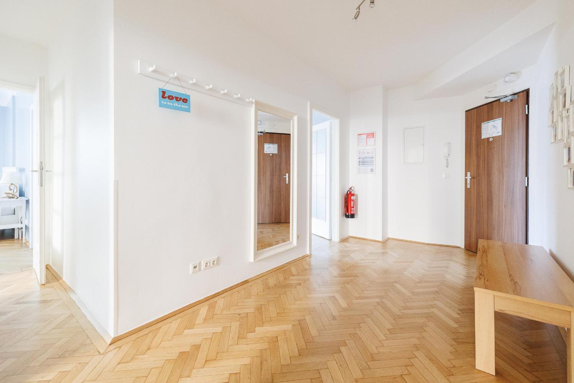 Operastreet City Center Apartment Algarve Wenen Buitenkant foto